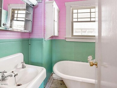 431-449702-Bathroom