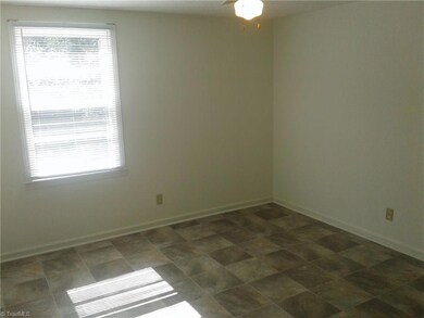 204 Mckay Rd, Seagrove, NC 27341 - photo 2