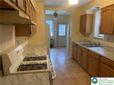 26 N 6th St, Easton, PA 18042 - photo 6