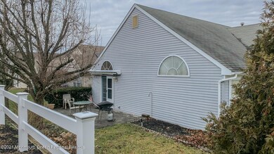 2517 Spring Hill Dr, Toms River, NJ 08755 - photo 7