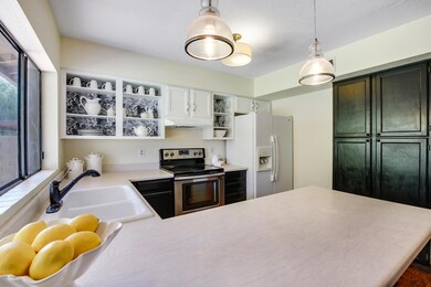 Kitchen_1