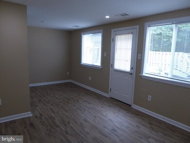 8293 Bark Tree Ct, Springfield, VA 22153 - photo 7