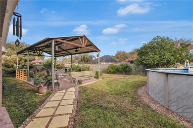 2605 Ponderosa Dr, Mission, TX 78572 - photo 4