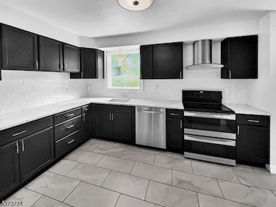 5B Troy Dr unit 1, Springfield, NJ 07081 - photo 6