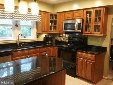 8760 Marshall Corner Rd, Pomfret, MD 20675 - photo 6