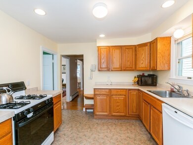 35 Gladstone St, Quincy, MA 02171 - photo 5