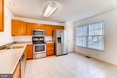 3804 Europe Ln, Bowie, MD 20716 - photo 3