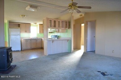 221 E Pittsburgh Rd, Paulden, AZ 86334 - photo 3