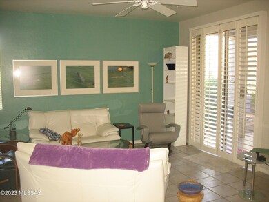 6140 Red Sky Living Room