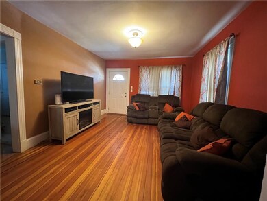 725 3rd Ave, Woonsocket, RI 02895 - photo 5