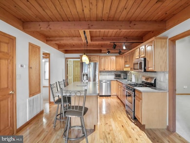 78 Purple Finch Ln, Berkeley Springs, WV 25411 - photo 7