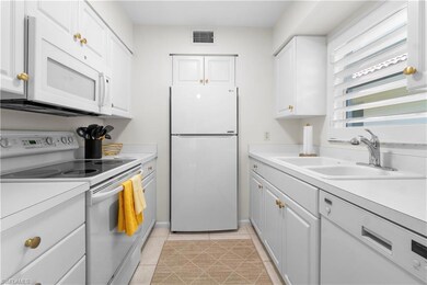 290 4th St S unit 202, Naples, FL 34102 - photo 7