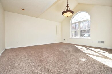 3218 Willow Grove Rd, Pocono Summit, PA 18346 - photo 2