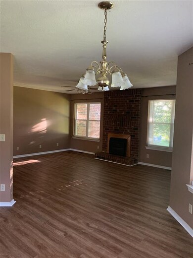 200 Keenan Ln, Shelbyville, TN 37160 - photo 5