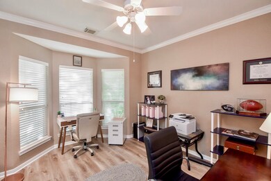 15815 Maple Falls Ct, Tomball, TX 77377 - photo 5