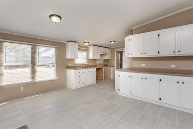 420 Glenwood St, Gainesville, TX 76240 - photo 7