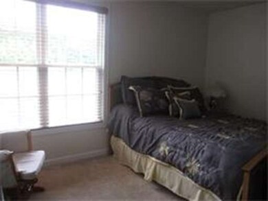 11 Buttercup Ln unit 11, South Grafton, MA 01560 - photo 6