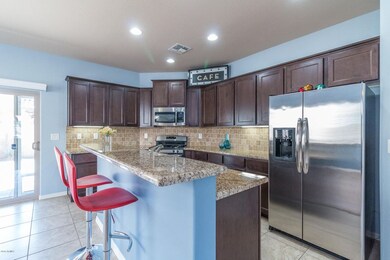 5) KITCHEN