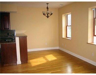 269 Greenwich Ave unit 3 A, Greenwich, CT 06830 - photo 3