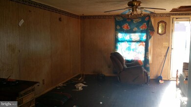 1046 Foxwood Ln, Essex, MD 21221 - photo 3