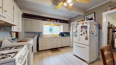 27 Highland Ave, Mechanic Falls, ME 04256 - photo 4