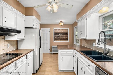 4112 Elizabeth Rd, Lansing, MI 48917 - photo 5