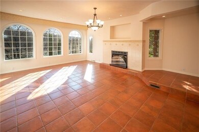 333 Via Nobile St, Greensburg, PA 15601 - photo 5