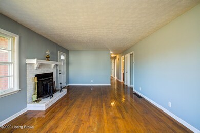 865 Bleemel Ln, Mount Washington, KY 40047 - photo 6