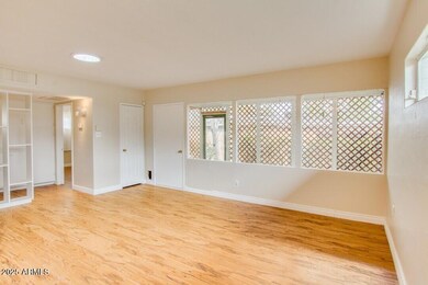 9443 N 5th Ave, Phoenix, AZ 85021 - photo 2