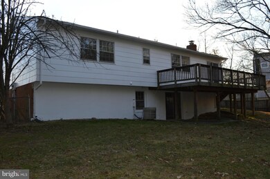 13403 Nickleson Dr, Woodbridge, VA 22193 - photo 2