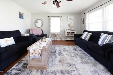 8120 Jasmine Ln, Louisville, KY 40228 - photo 4