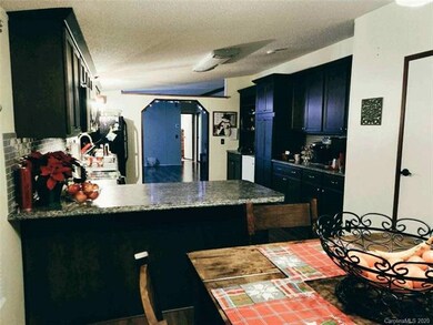 115 Sweetwater Dr, Statesville, NC 28625 - photo 7