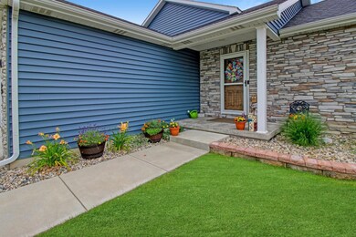 5409 Woodland Dr, Crown Point, IN 46307 - photo 2