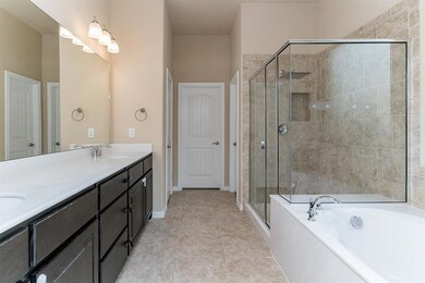 2101 Moonsail Ln, Denton, TX 76210 - photo 6