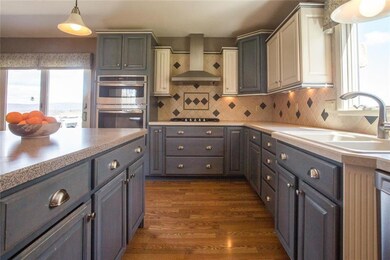 4550 Clover Hollow Rd, Slatington, PA 18080 - photo 4