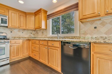 61 Carlyle Rd, Portland, ME 04103 - photo 6