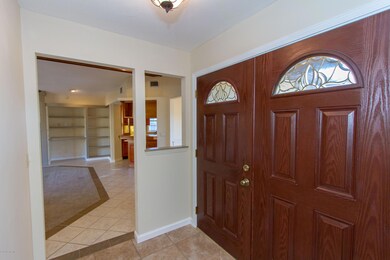 8055 Stargrass Ct, Jacksonville, FL 32210 - photo 5