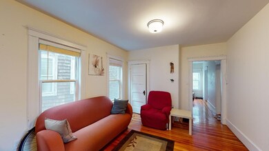 654 Green St unit 2, Cambridge, MA 02139 - photo 3