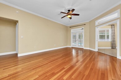 164 Red Maple Way-Niceville-33