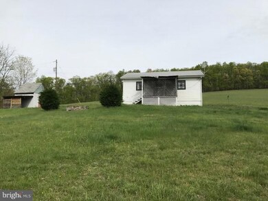 112 S Timber Ridge Rd, Cross Junction, VA 22625 - photo 6