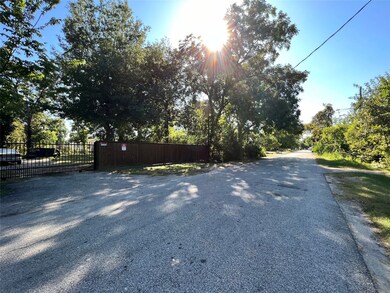 767 Enterprise St, Houston, TX 77088 - photo 6