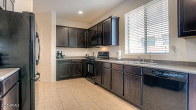 004 Kitchen
