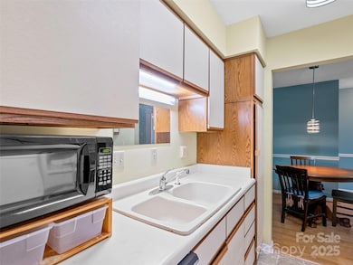 110 Heywood Rd unit 17C, Arden, NC 28704 - photo 5