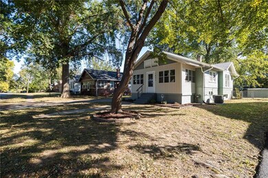 1431 S Ralston Ave, Independence, MO 64052 - photo 3