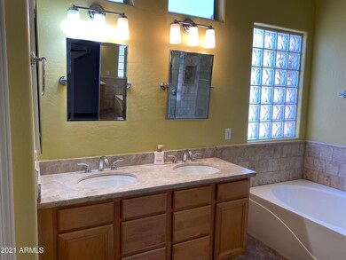 10563 E Bahia Dr, Scottsdale, AZ 85255 - photo 5