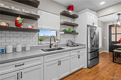 801 N Buxton Ave, Edinburg, TX 78541 - photo 5