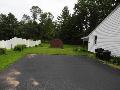 812 Whitney Dr, Schenectady, NY 12309 - photo 7