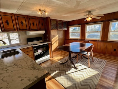 6 B St, Groton, CT 06340 - photo 6