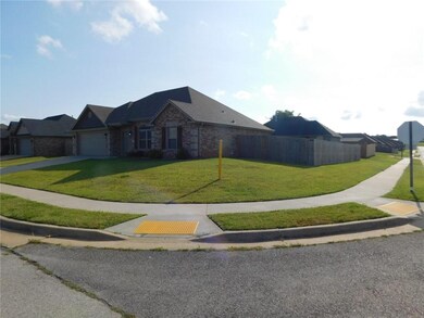 761 Sundowner Ranch Ave, Prairie Grove, AR 72753 - photo 3