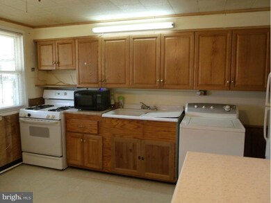 2925 Freeway, Halethorpe, MD 21227 - photo 7